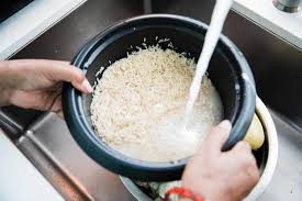 Rice Water Rinse: Worth the Hype or Not?
